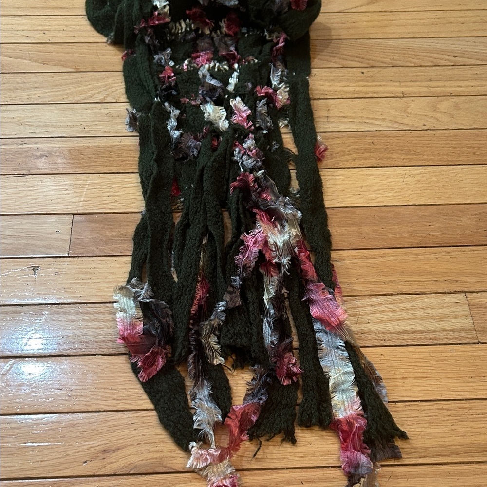 Italian Multicolor Knit Scarf - Picture 2 of 3